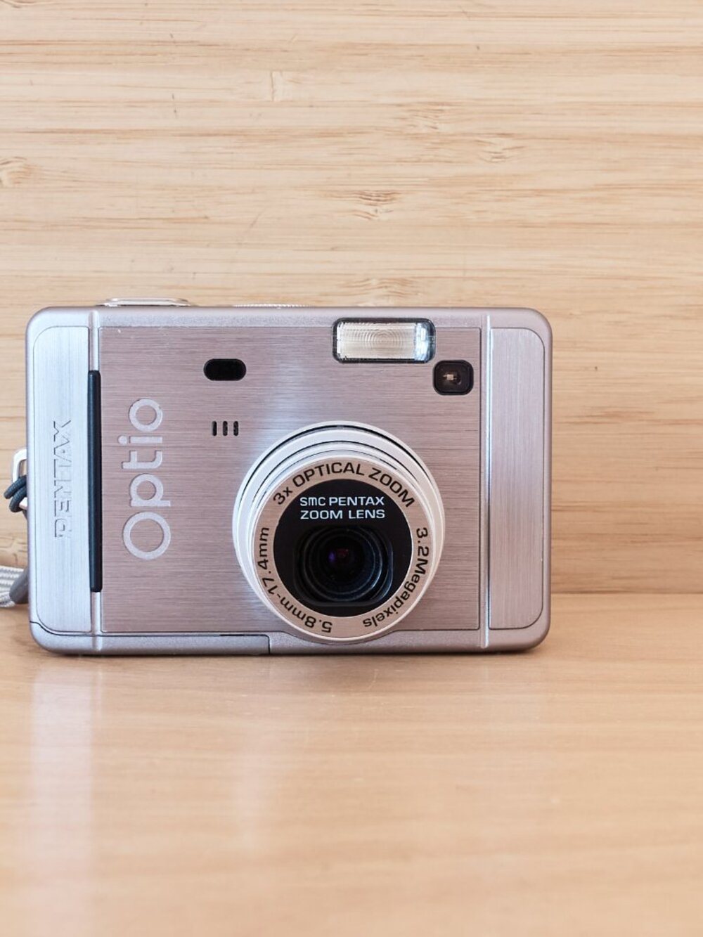 Share Pentax Optio S30 32MP 3x Optical Zoom Digital Camera Silver Vintage